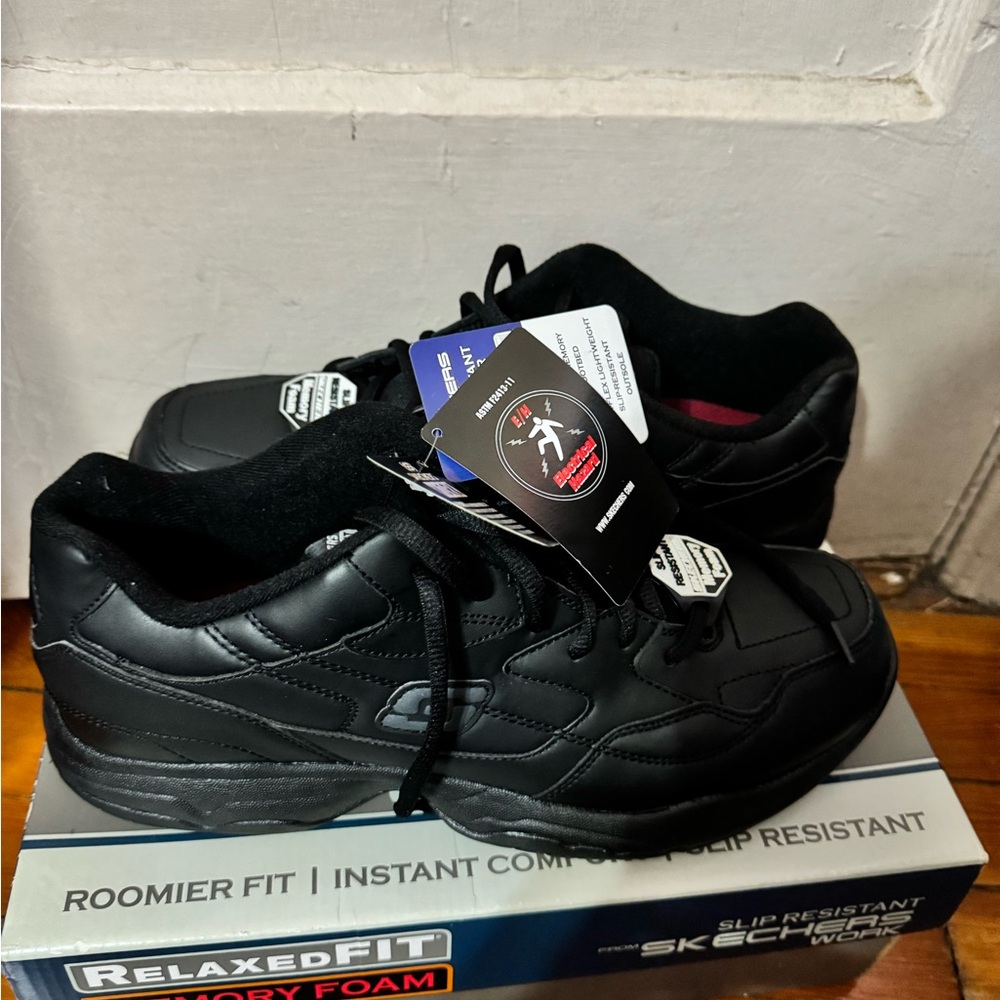 Sketchers work fit